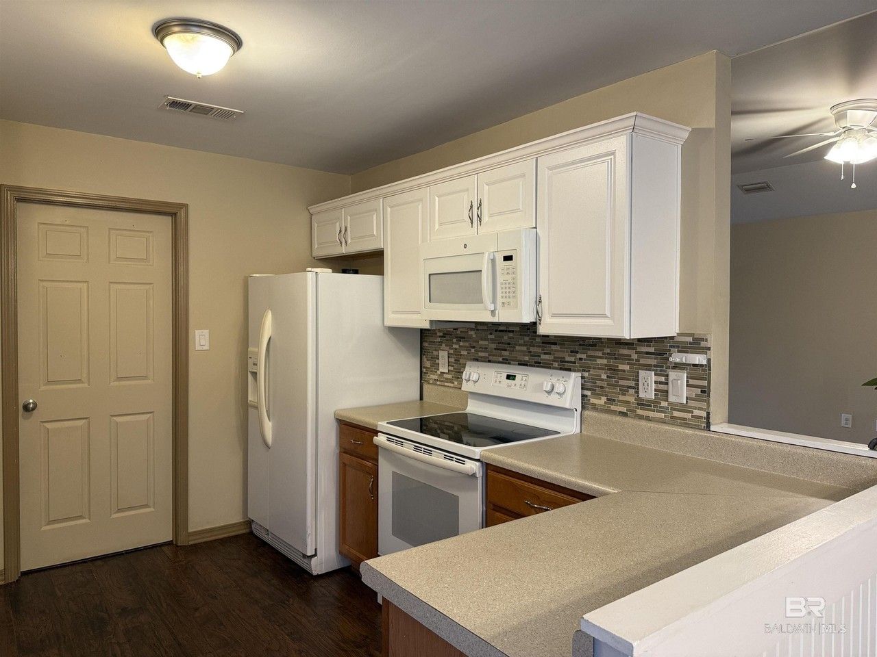 25920 Argonne Dr - Photo 3 of 12