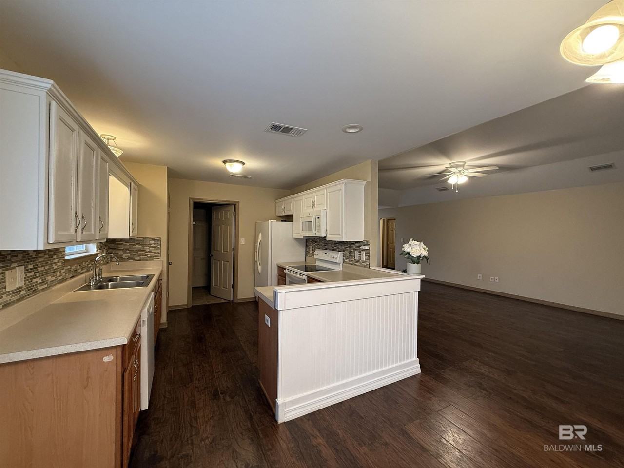 25920 Argonne Dr - Photo 5 of 12
