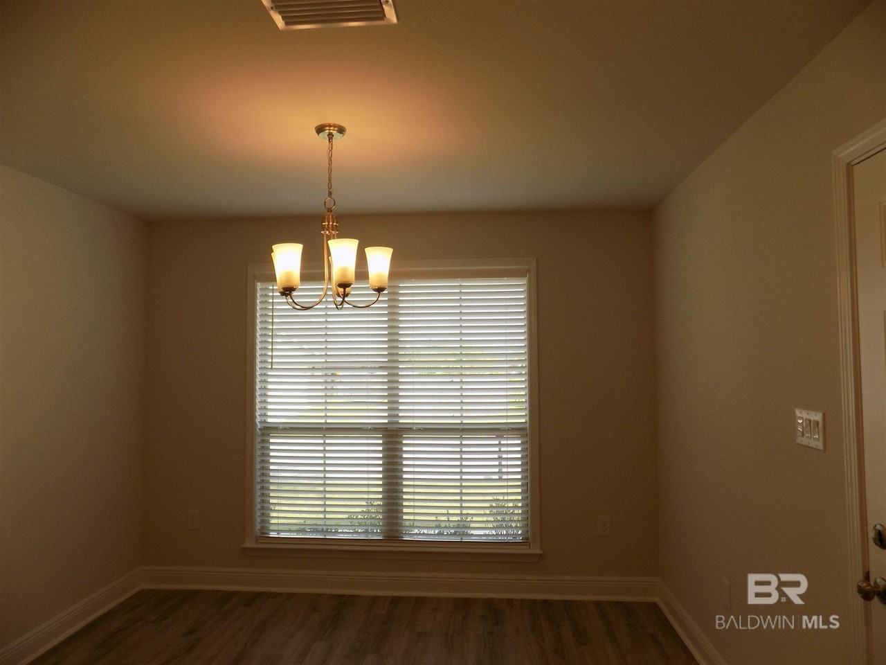 8843 Allay Ln - Photo 4 of 16