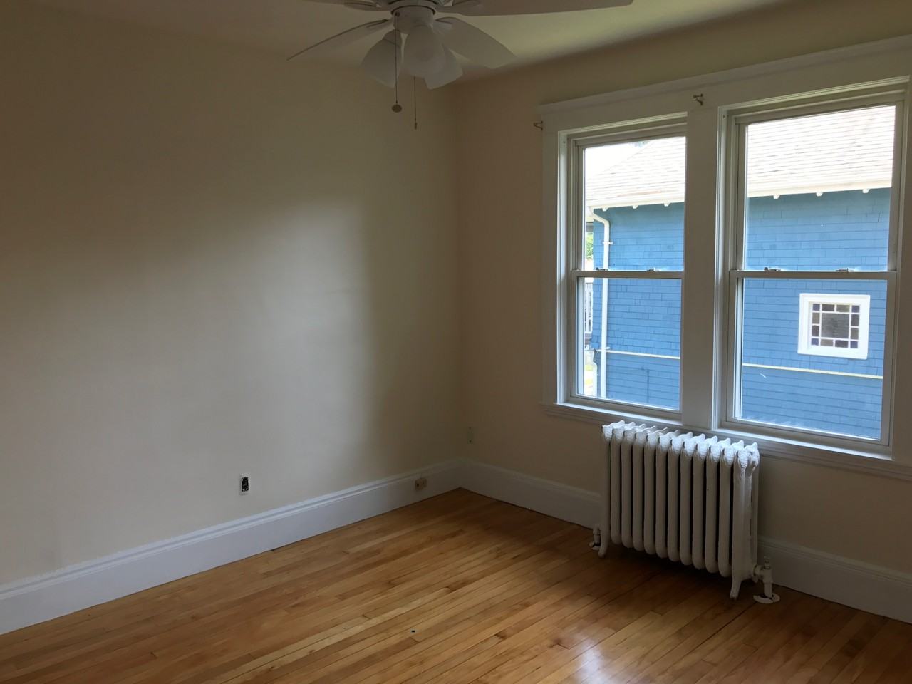 510 Belmont St #2 - Photo 5 of 7