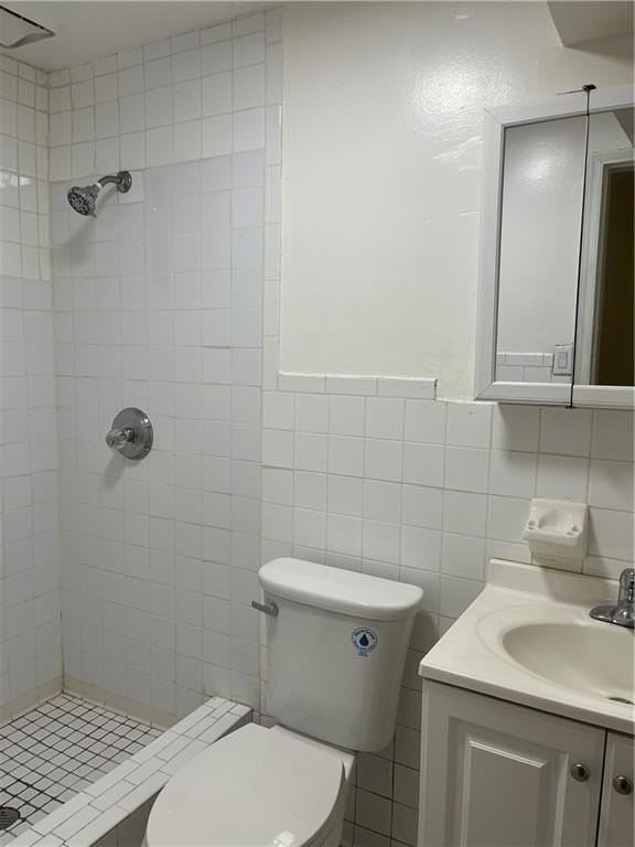 182 E 51st St - Photo 7 of 20