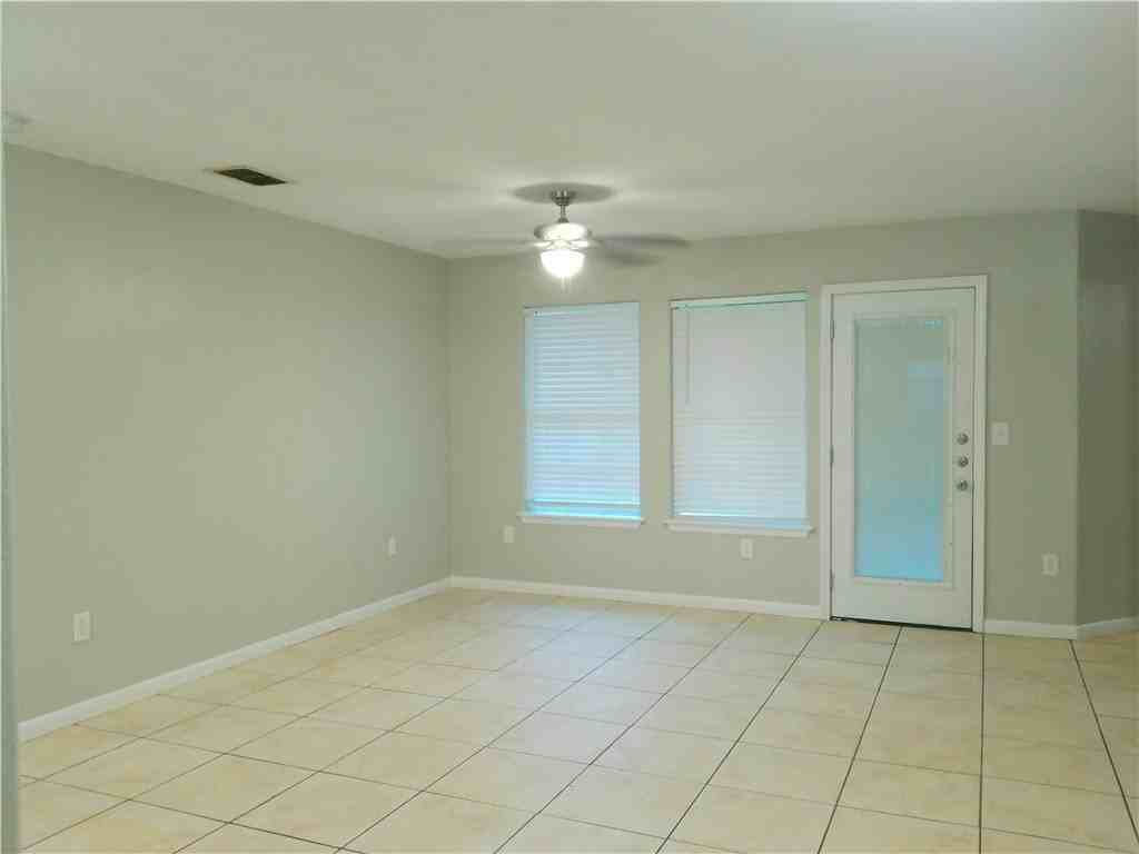 1942 Sunnycrest St - Photo 2 of 19