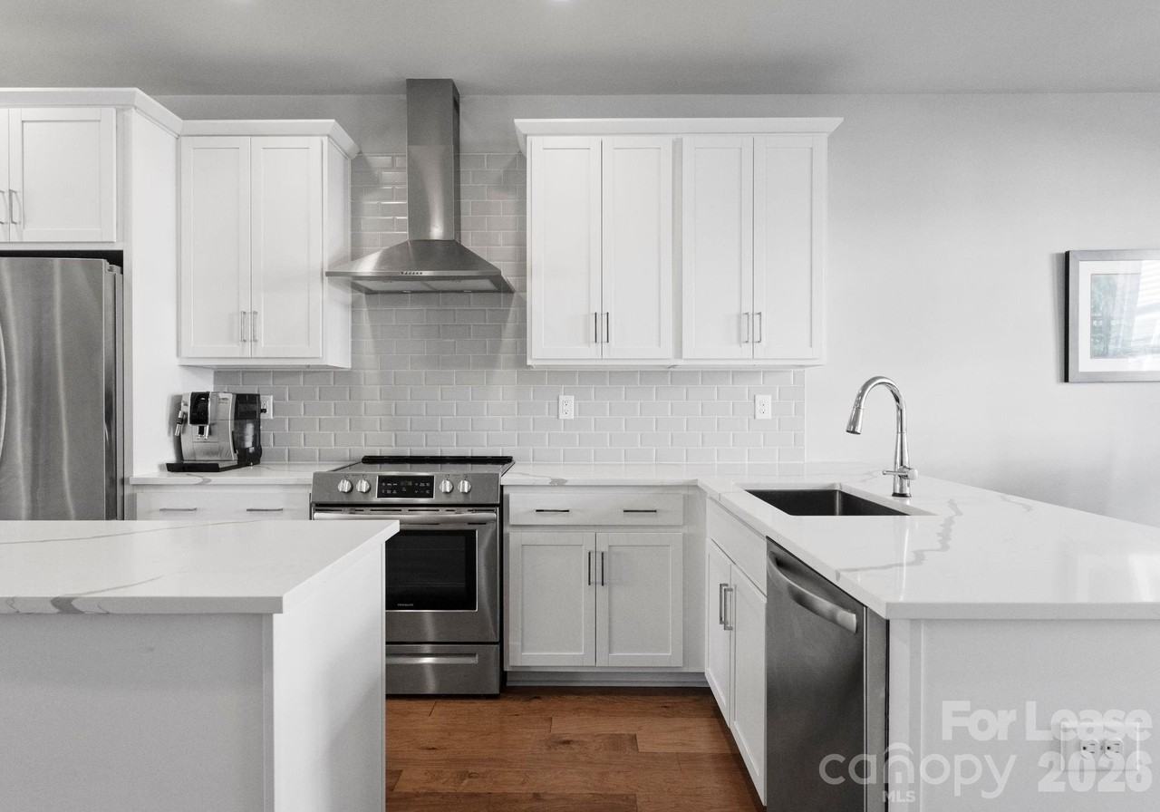 2310 Elizabeth Mill Pl - Photo 2 of 22