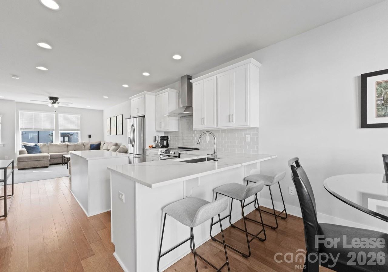 2310 Elizabeth Mill Pl - Photo 4 of 22