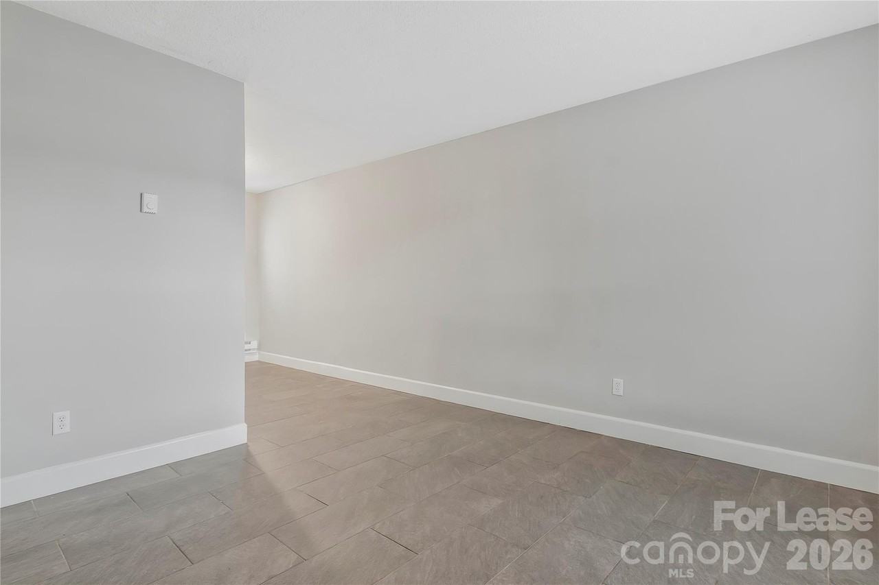 321 S Gardner Ave #2 - Photo 7 of 23