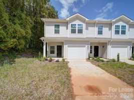 featured image of 916 S Battleground Ave #1