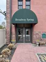 featured image of 5 Spring St #101
