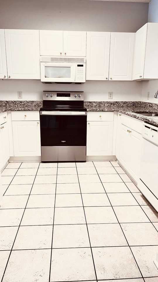 5825 Catalina Dr #223 - Photo 2 of 20