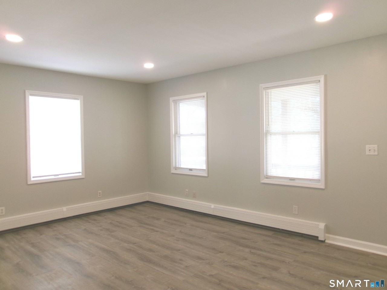 858 Hope St #1 - Photo 5 of 28