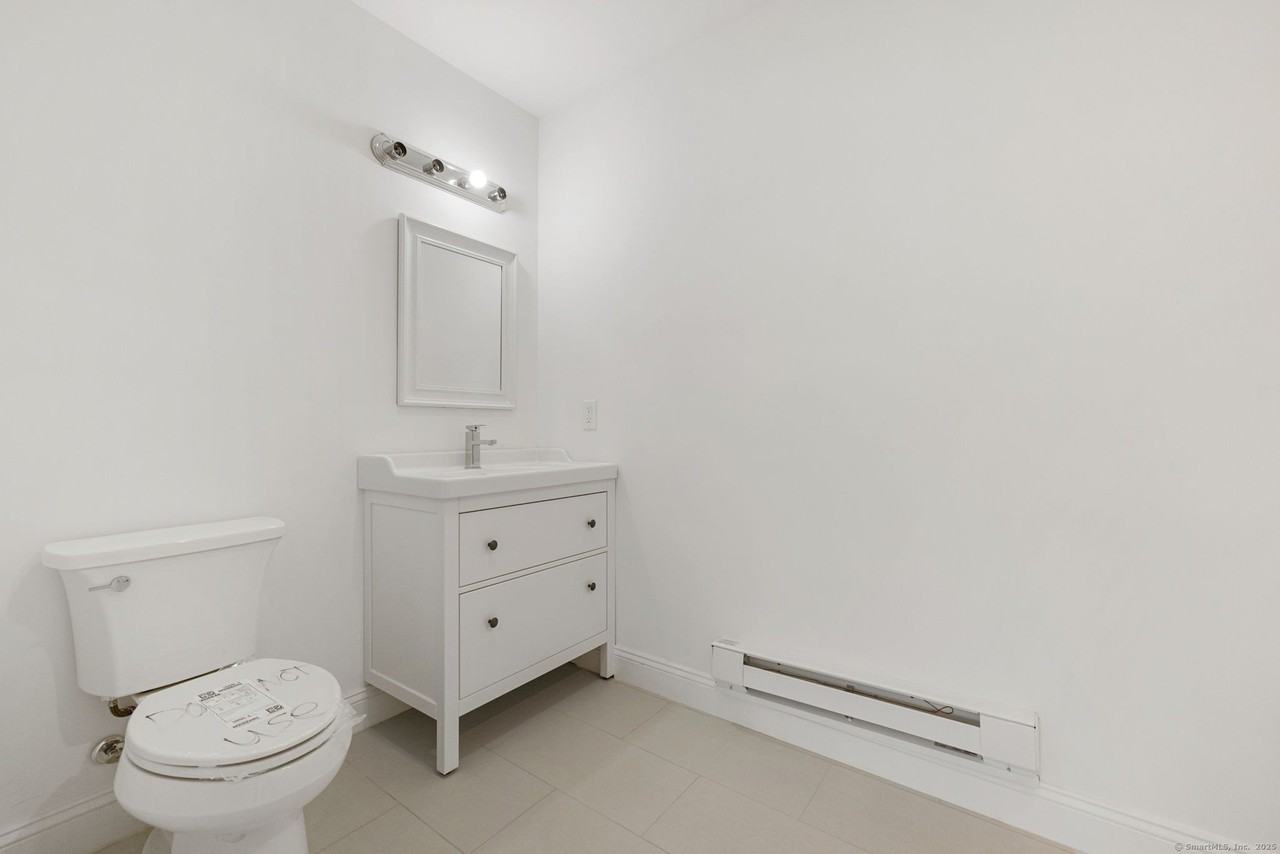 529 Danbury Rd #C - Photo 6 of 21