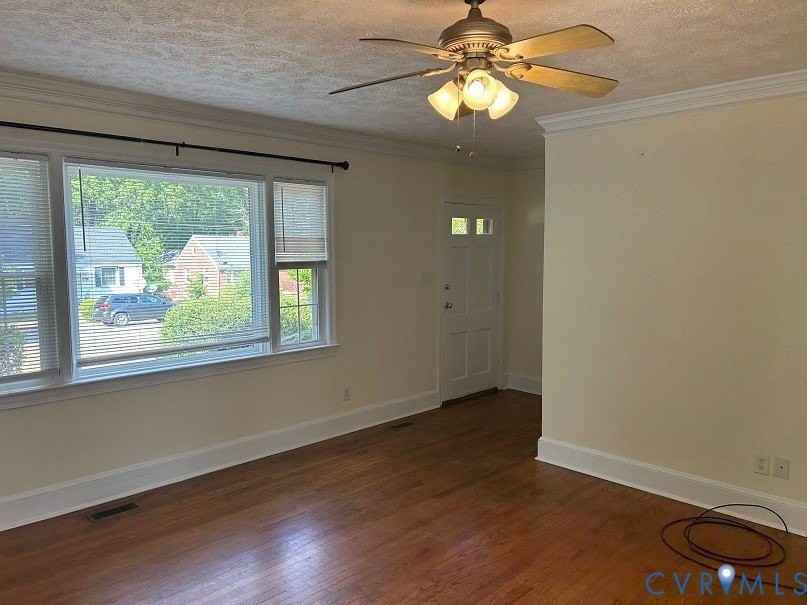 311 5th St - Photo 6 of 6