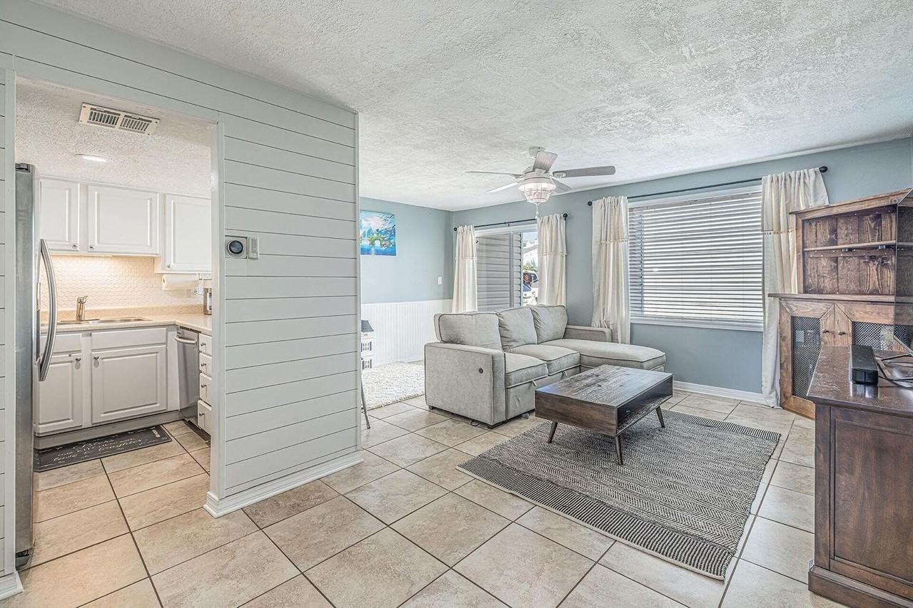 101 Old Ferry Rd #27B - Photo 5 of 25