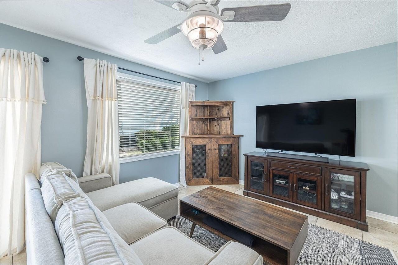 101 Old Ferry Rd #27B - Photo 7 of 25