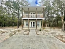 featured image of 140 Hickory Loop Dr