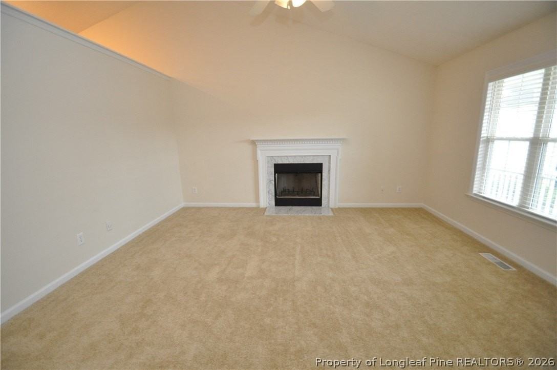 701 Kavkaz St - Photo 2 of 36