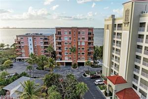 featured image of 14813 Laguna Dr #401