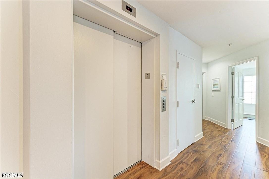 14813 Laguna Dr #401 - Photo 5 of 50