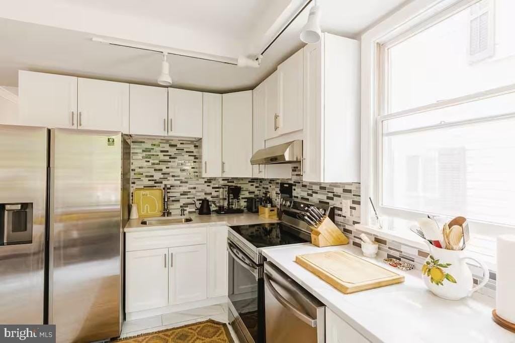 152 Mercer St - Photo 3 of 22