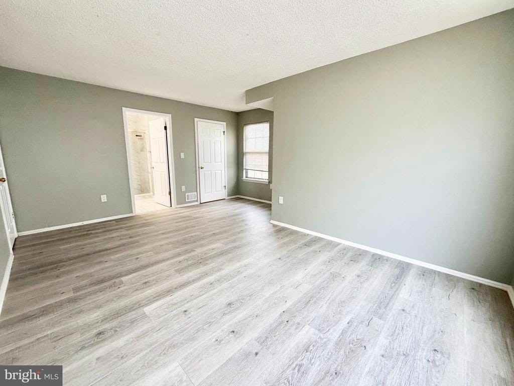 44 Cheverny Ct - Photo 2 of 17