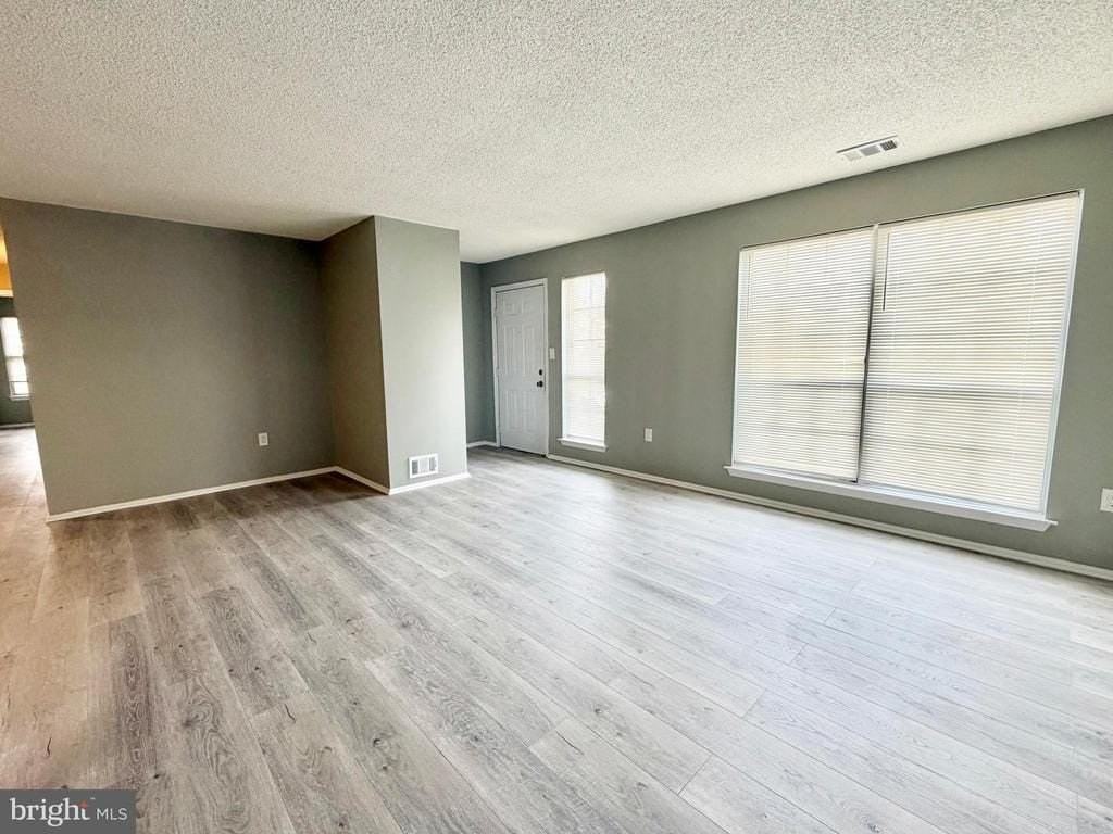 44 Cheverny Ct - Photo 4 of 17