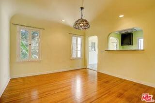 10567 Ayres Ave - Photo 5 of 8