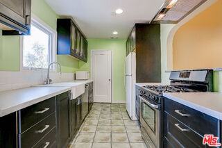 10567 Ayres Ave - Photo 7 of 8