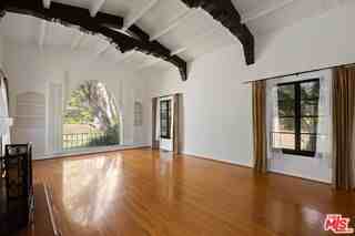 10762 Wellworth Ave - Photo 2 of 8