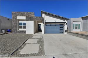 featured image of 12333 Desert Wolf Ave