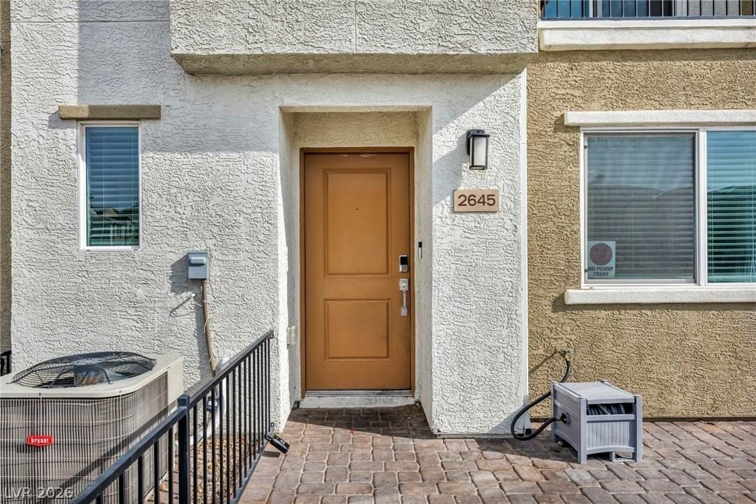 2645 Wimbledon White Ct - Photo 5 of 48
