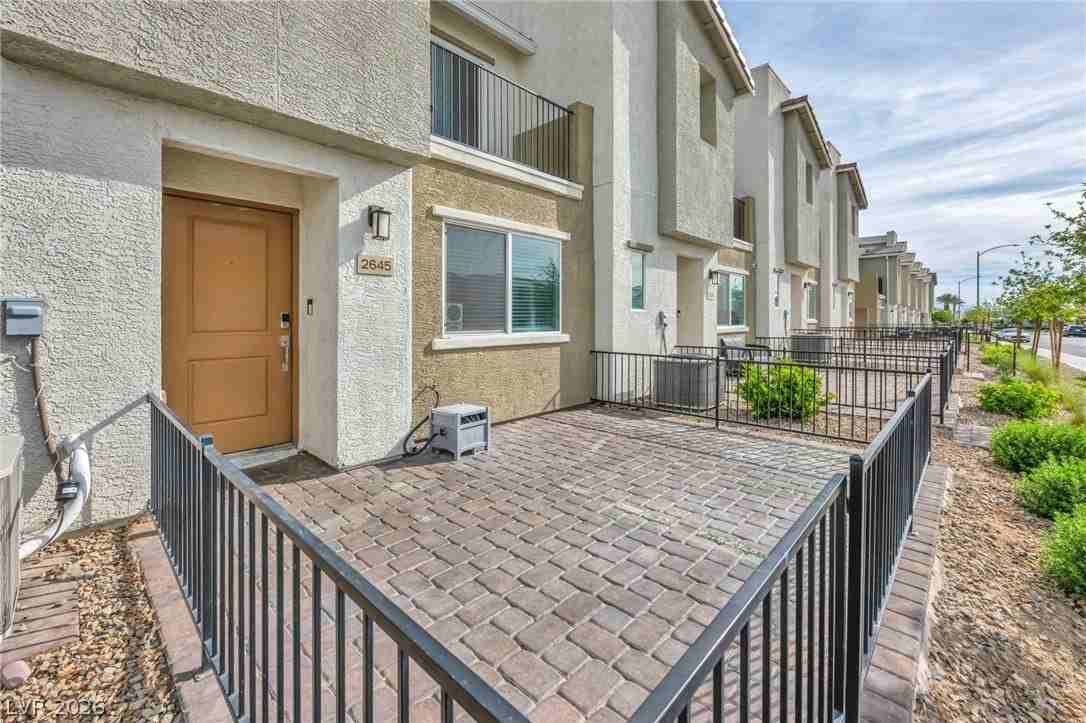 2645 Wimbledon White Ct - Photo 6 of 48