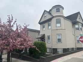 437 Bramhall Ave #1B - Photo 1 of 1
