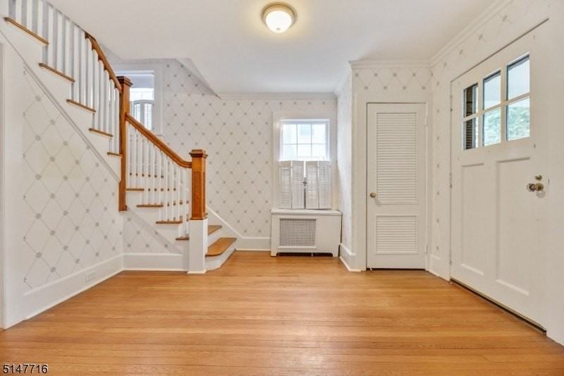 136 Stanmore Pl - Photo 2 of 19