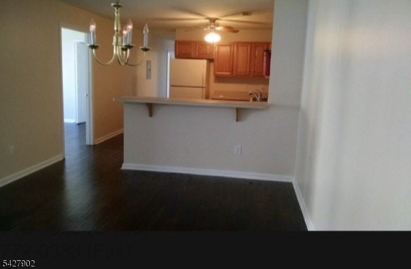 37 Parkside Ct - Photo 4 of 5