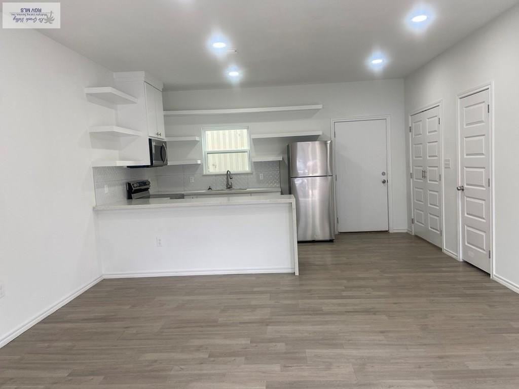 2393 Mcallen Rd #D1-7 - Photo 3 of 28