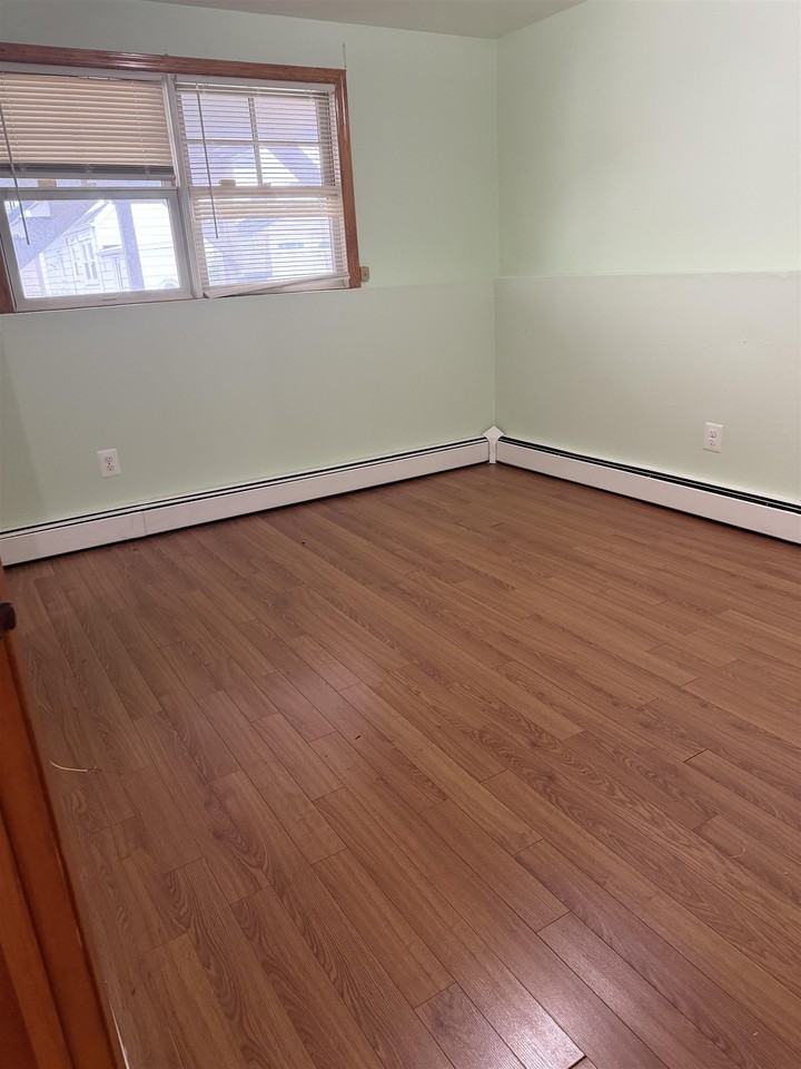 244 Front St #2 - Photo 5 of 6