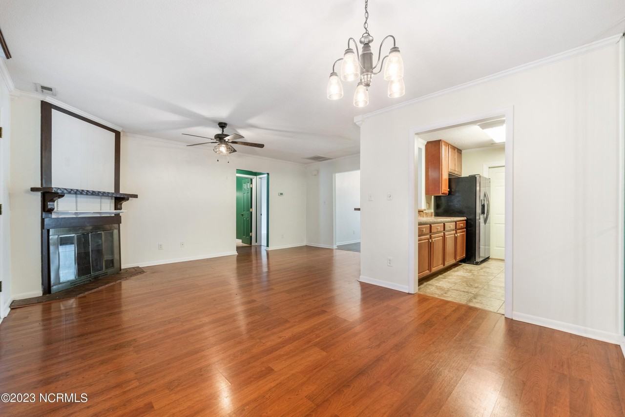 1 S Onsville Pl - Photo 4 of 22