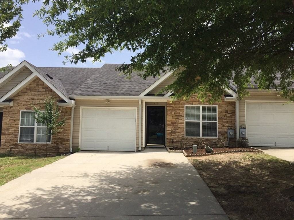 410 Northrop Pl - Photo 2 of 28
