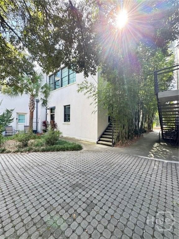 528 Selma St #B - Photo 3 of 30