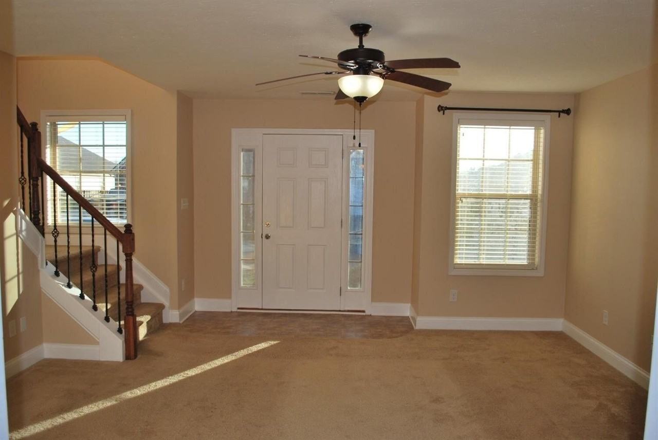 840 Sugarbush Trl - Photo 2 of 14