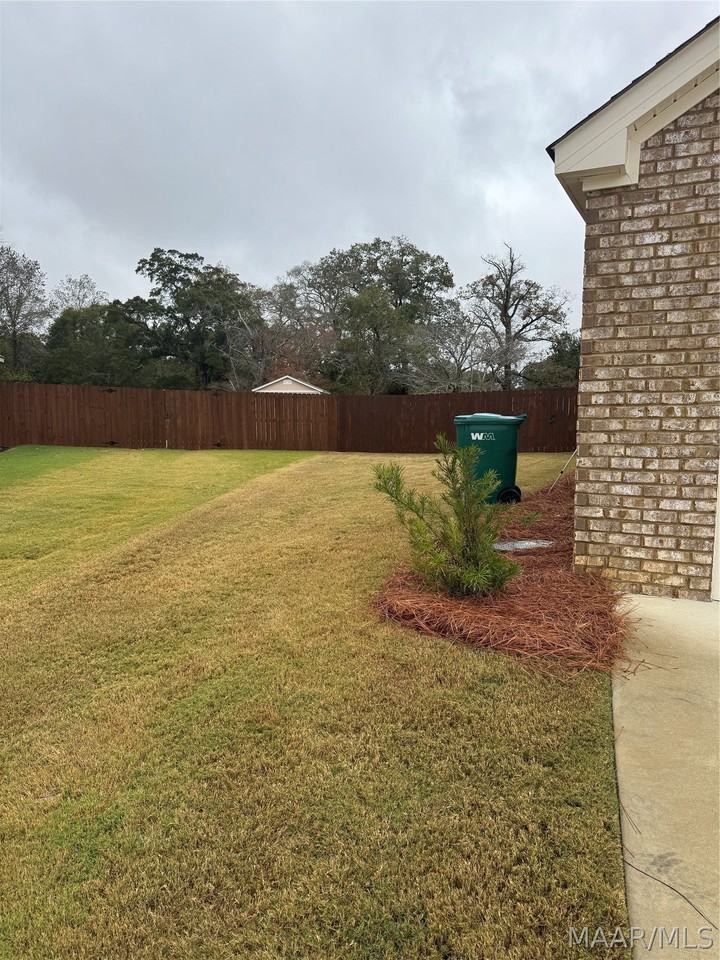 424 Kohn Dr - Photo 3 of 41