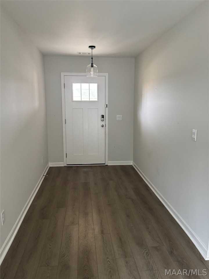 424 Kohn Dr - Photo 5 of 41