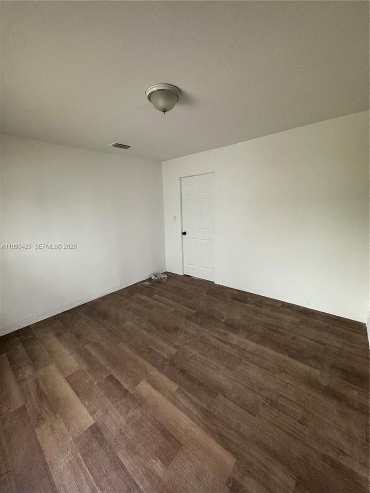1858 Nw 69th Ter #1858 - Photo 3 of 11