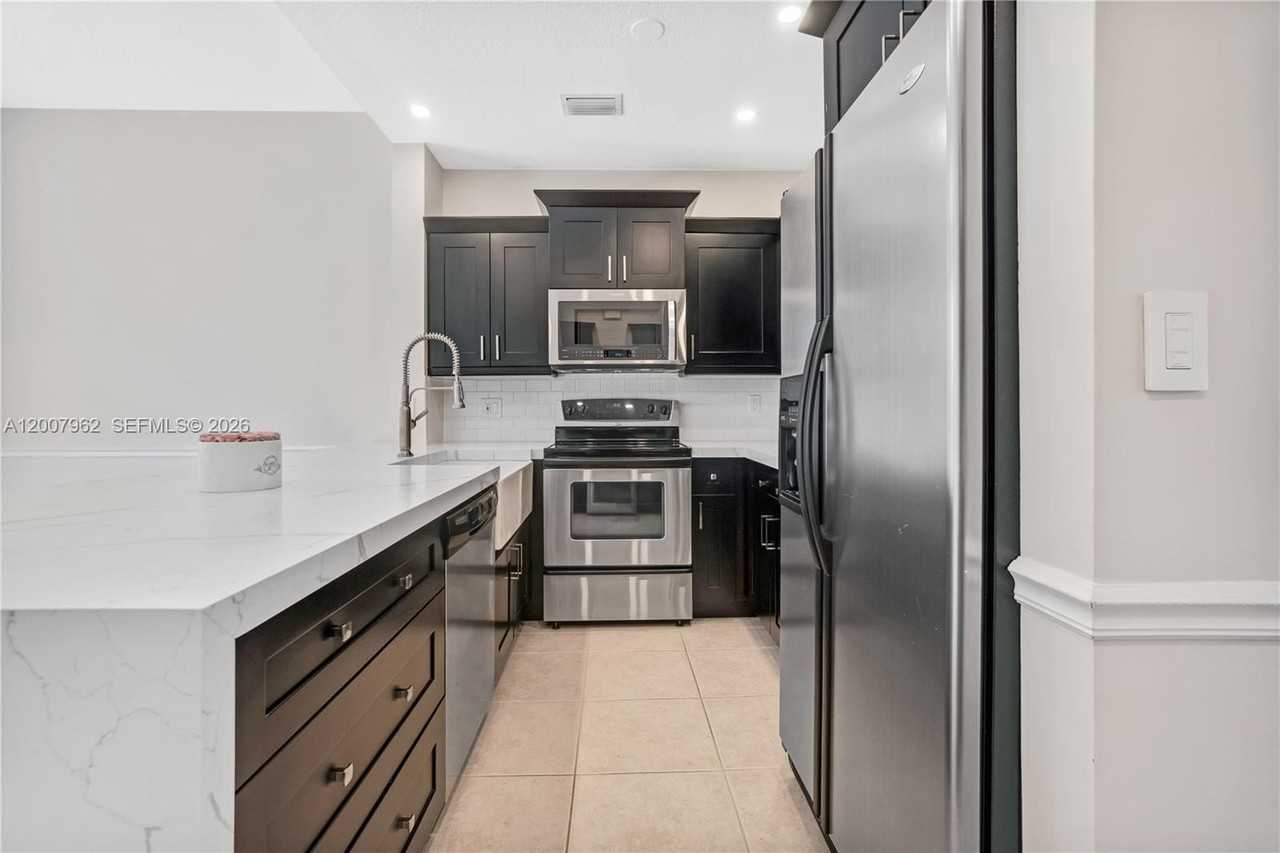 8334 Nw 144th Ter - Photo 6 of 44