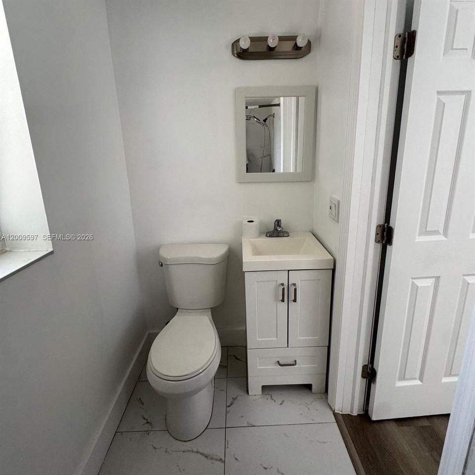 240 Nw 64th St #4 - Photo 5 of 10