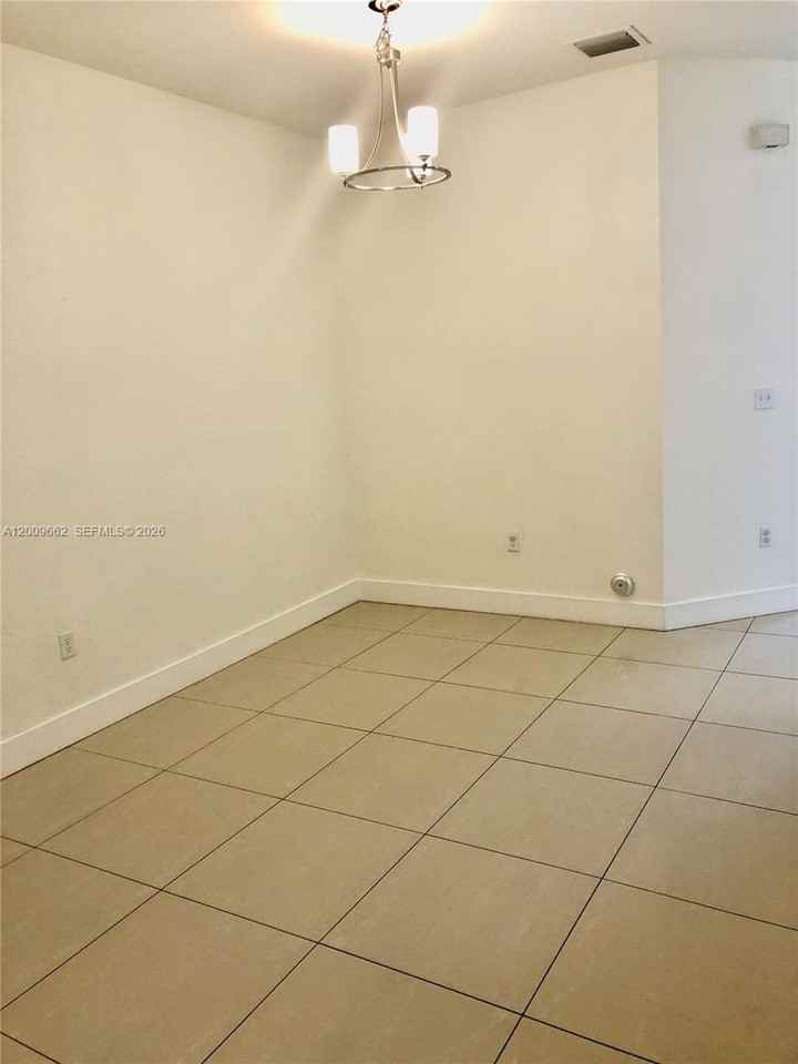 12740 Sw 131st Ter #12740 - Photo 3 of 40