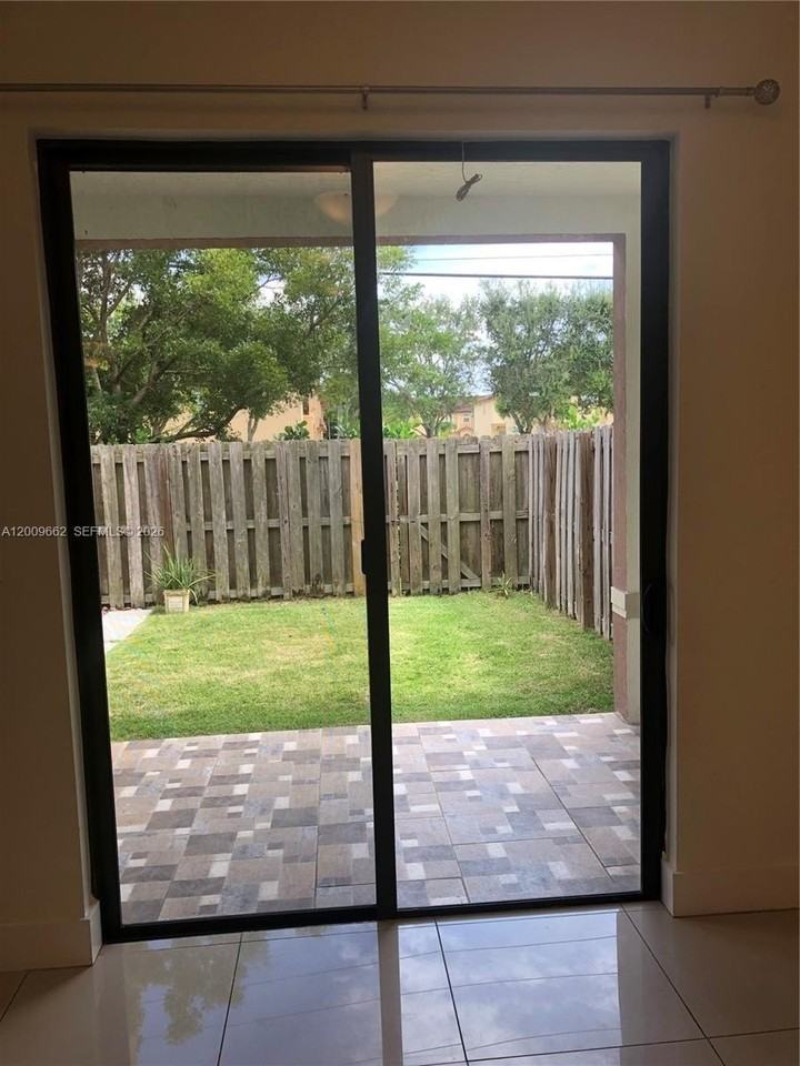 12740 Sw 131st Ter #12740 - Photo 7 of 40