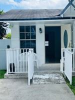 featured image of 3418 Sw 23rd Ter #3418