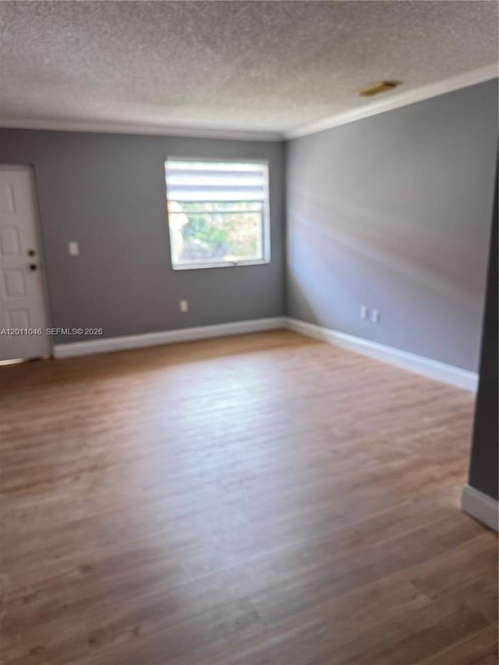 7141 Sw 129th Ave #5 - Photo 5 of 33