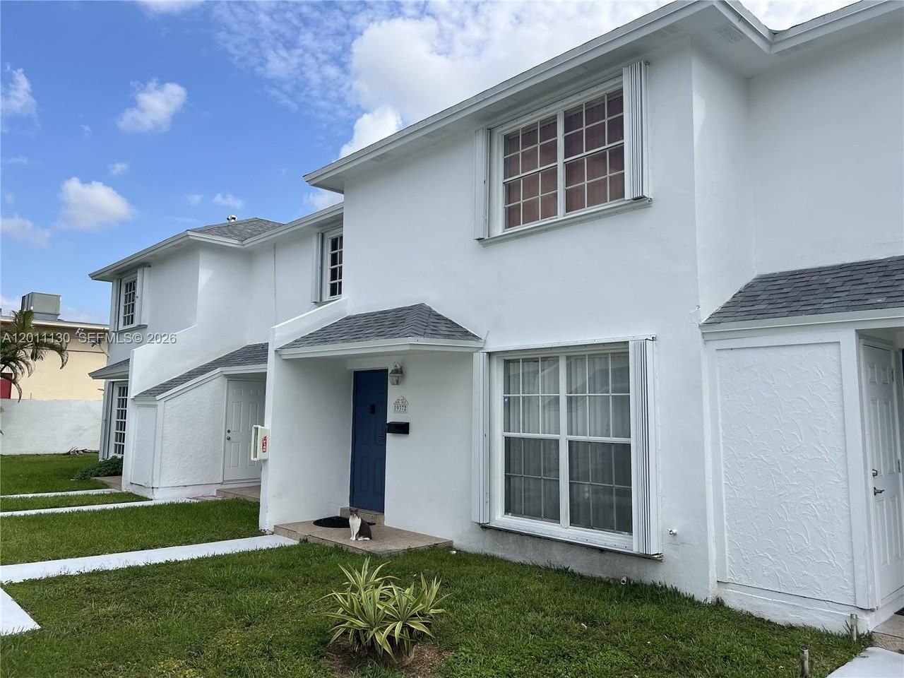 19372 Sw 103rd Ct #B - Photo 2 of 30