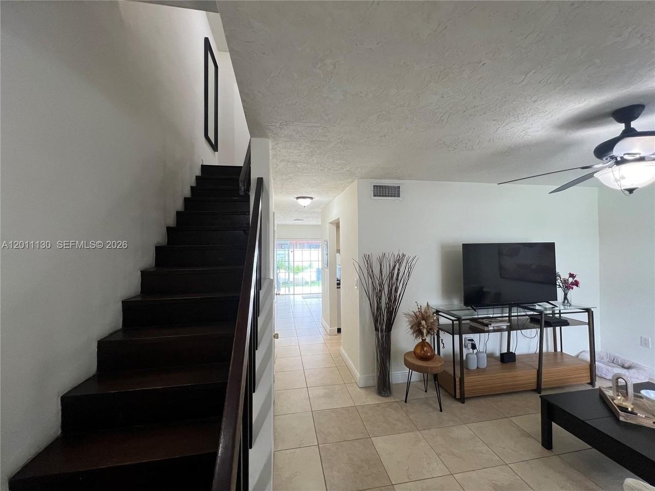 19372 Sw 103rd Ct #B - Photo 3 of 30